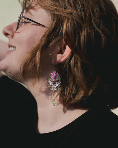 Sakura Fae, abstrakte filigrane Kirschblüten Hängeohrringe | Ohrringe | TRIVIALFEY