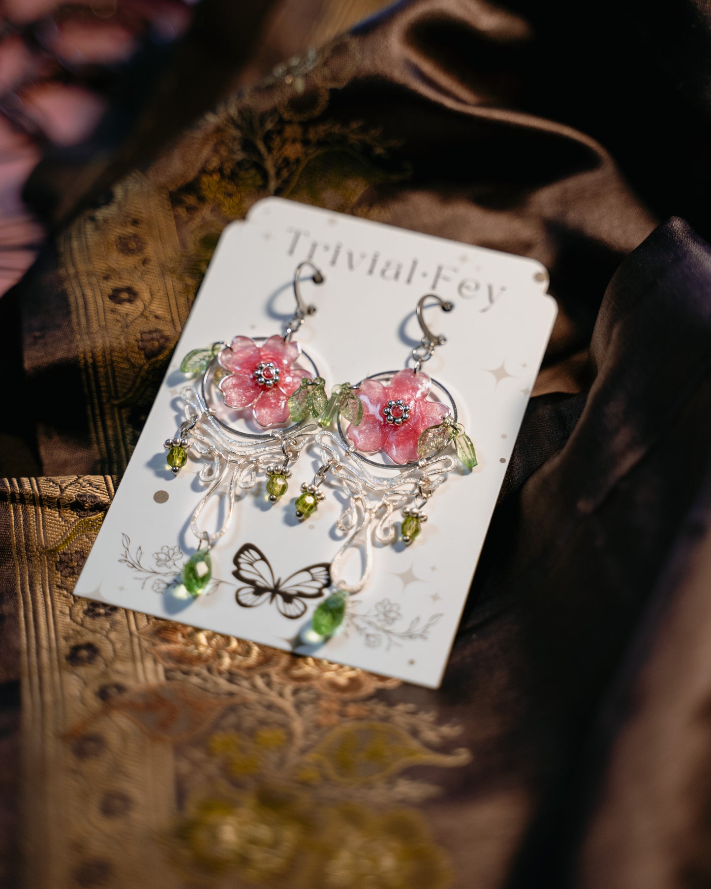 Sakura Fae, abstrakte filigrane Kirschblüten Hängeohrringe | Ohrringe | TRIVIALFEY