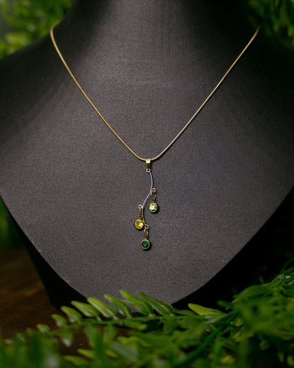 Elemental, Schlichte Kristall Anhänger inspiriert von den Elementen | Halskette | TRIVIALFEY