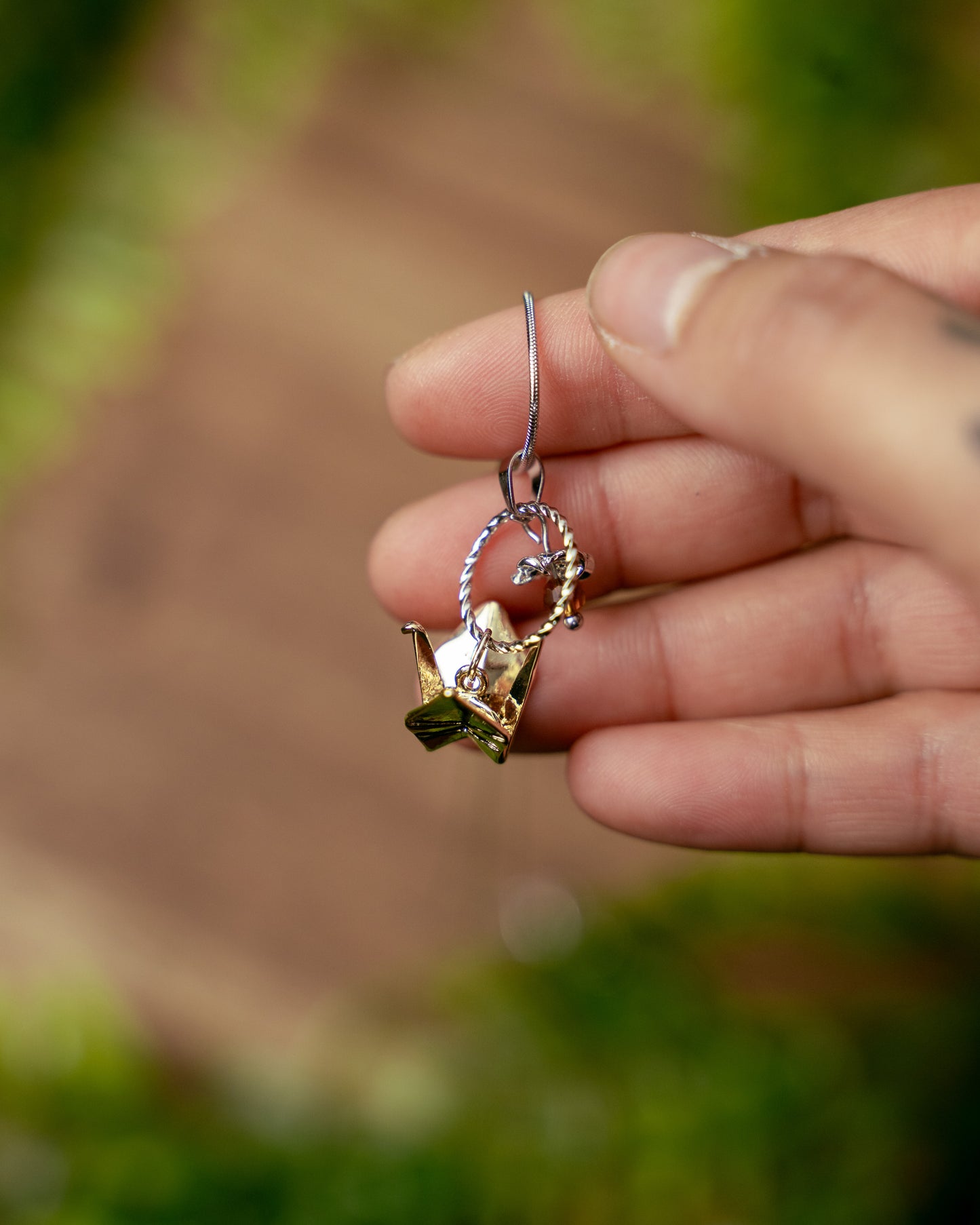 Golden Crane, Goldener Origami Kranich Anhänger | Halskette | TRIVIALFEY