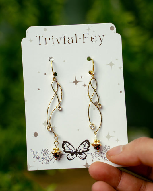 Twisted Flower Drop, Abstrakte Drahtohrringe mit Blumenanhänger | Ohrringe | TRIVIALFEY